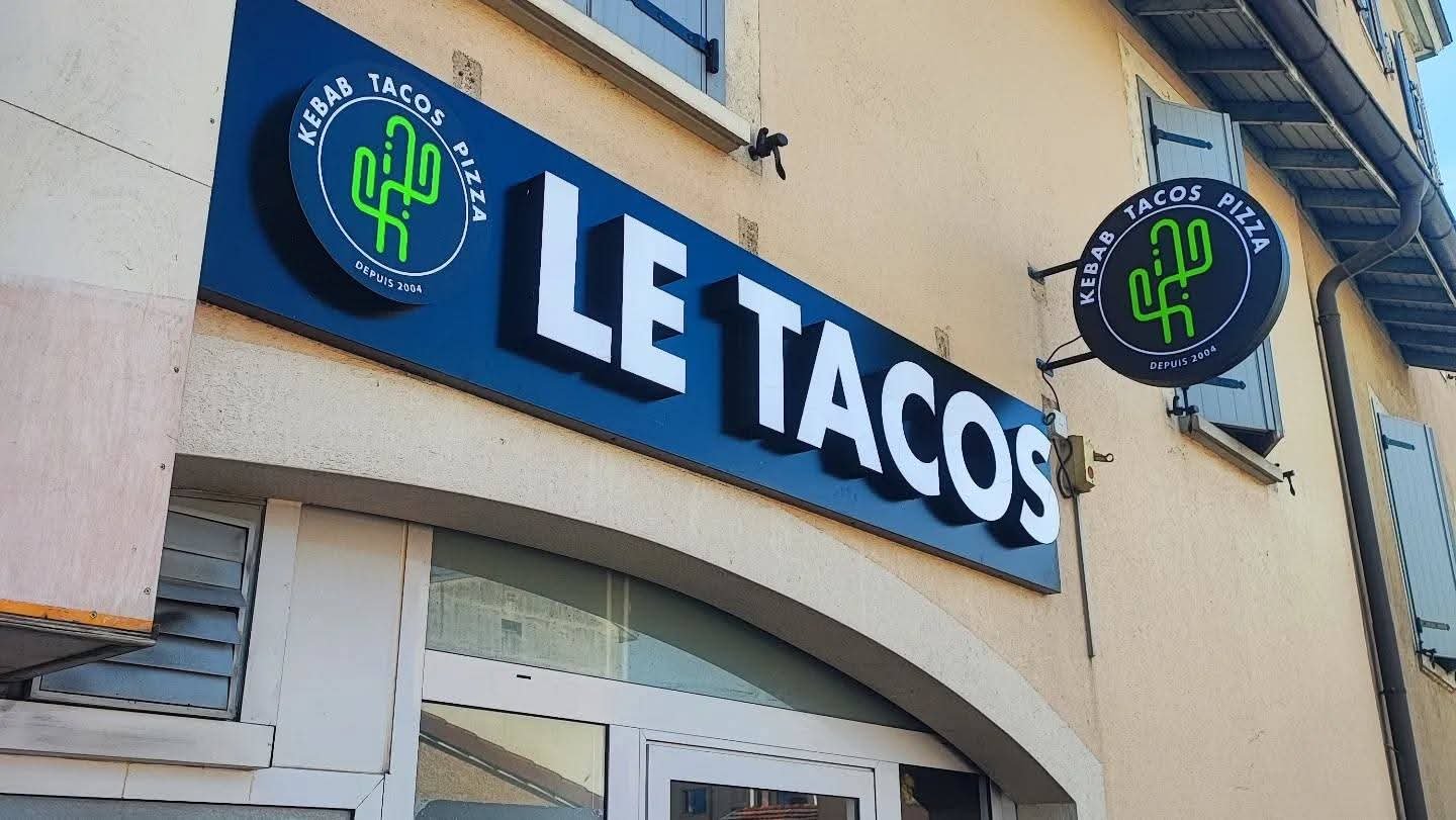 Enseigne lumineuse fast-food Le Tacos lettres LED